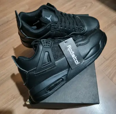 Zapatillas deportivas negras Jordan imitación - miniatura 3