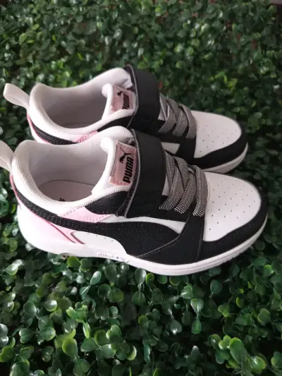 Zapatillas deportivas Puma para niña - miniatura 1