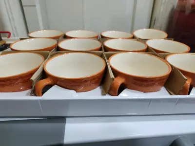 Juego de tazas de cerámica naranja decoradas - miniatura 4