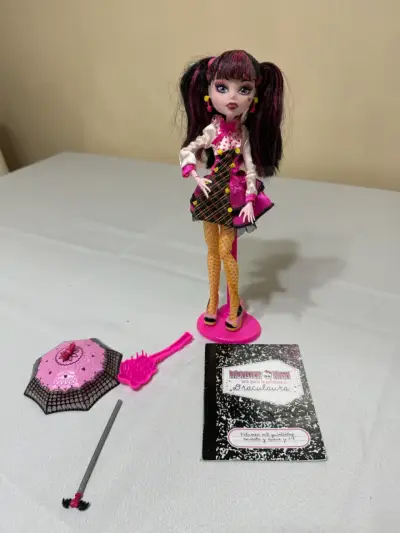 Muñeca Monster High Draculaura edición especial - miniatura 4