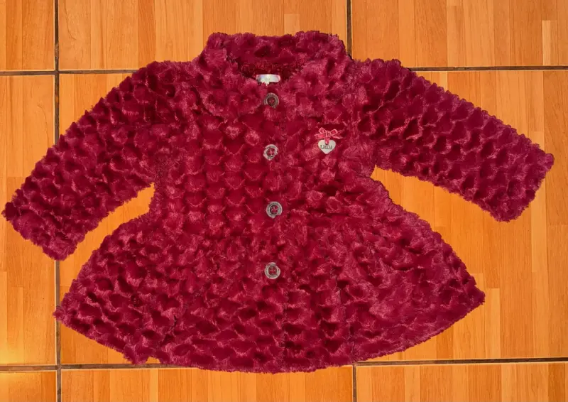 Abrigo de peluche burdeos para niña - 1