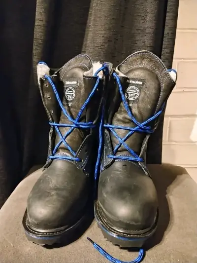 Botas de invierno negras con forro térmico - miniatura 3