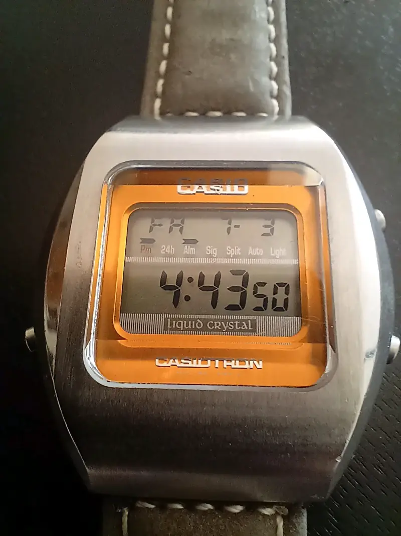 Reloj digital vintage Casio CasioTron - 1