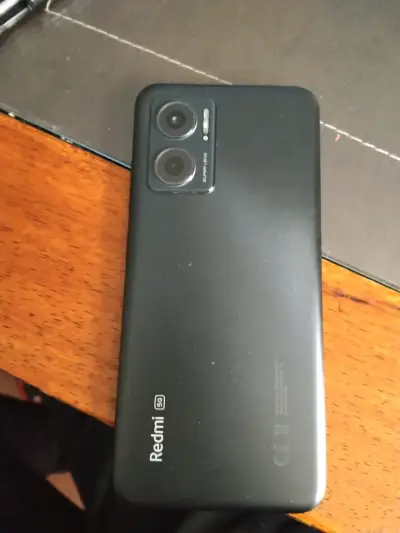 Smartphone Redmi 5G con doble cámara - miniatura 1