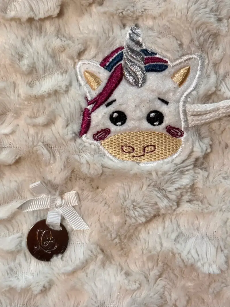 Abrigo infantil con diseño de unicornio - 2