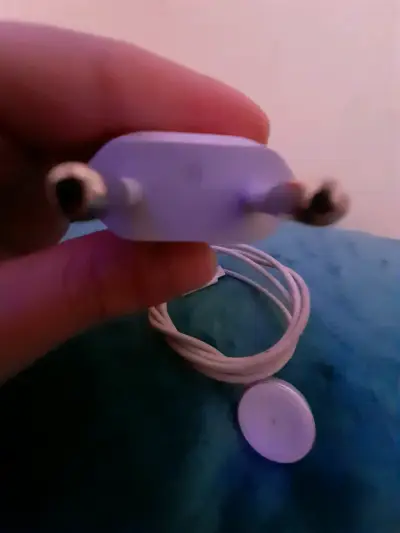Cargador apple watch con cable magnético - miniatura 2