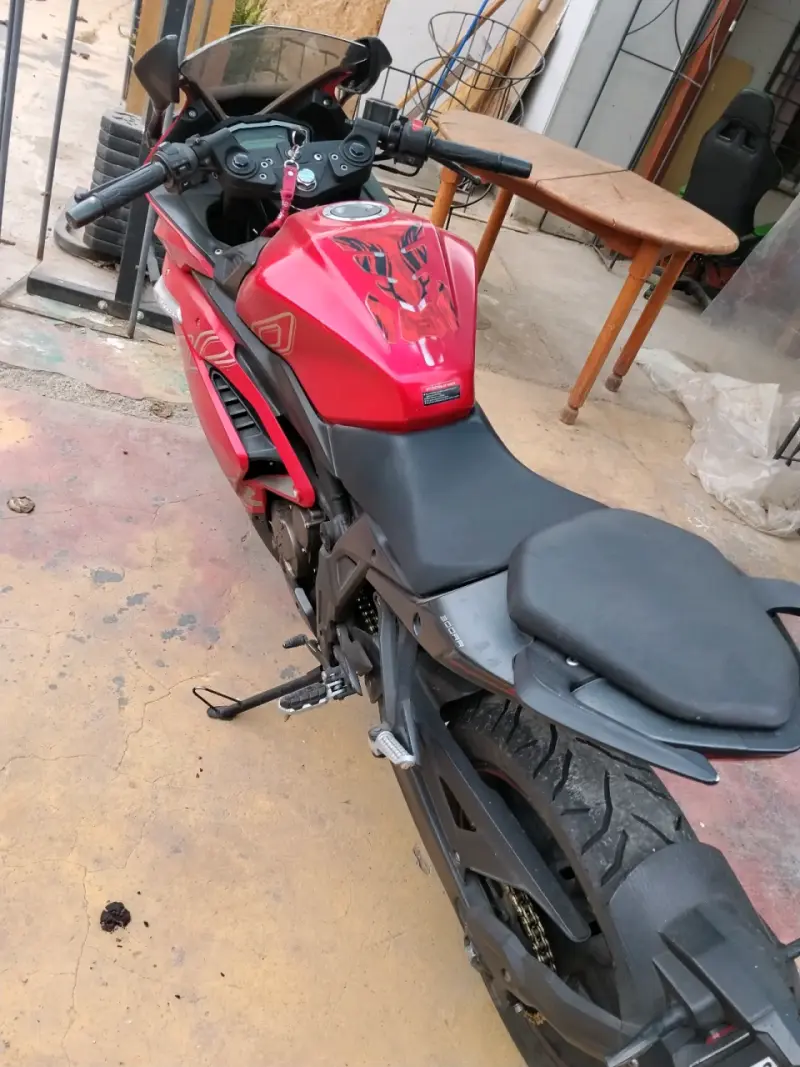 Moto deportiva voge 300 rr 2021 - 4