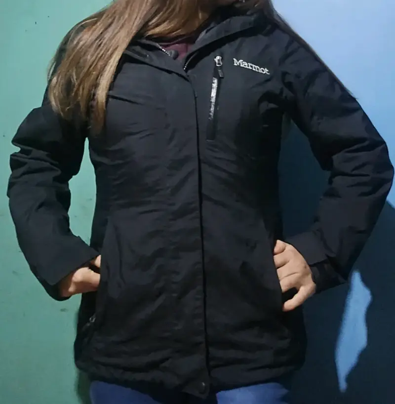 Chaqueta Marmot negra para mujer