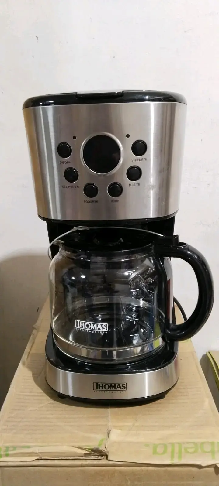 Cafetera eléctrica 12 tazas - 4