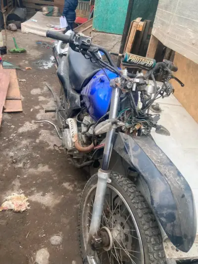 Piezas de repuesto para moto usadas - miniatura 4