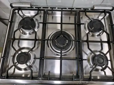 Cocina a gas Bosch de 5 quemadores - miniatura 4