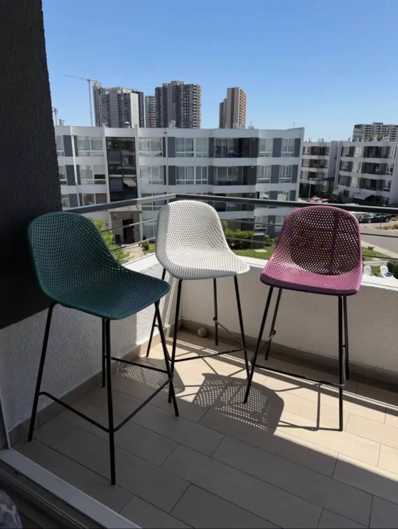 Set de 3 sillas altas de terraza multicolor