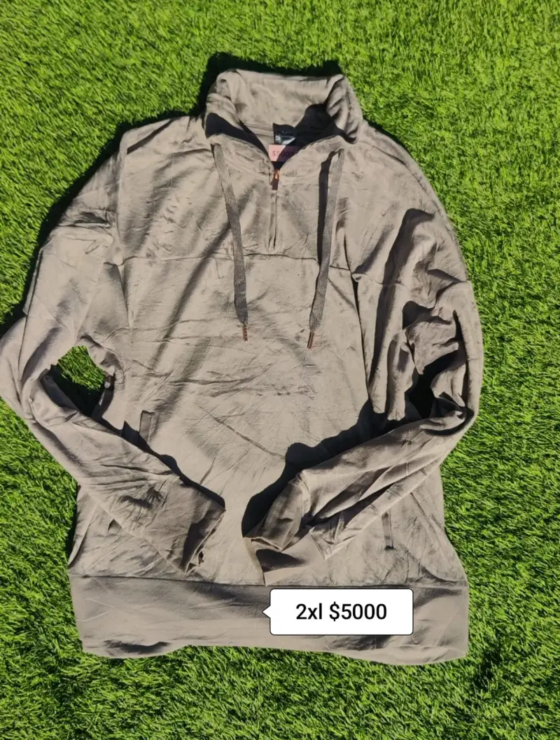 Polerón gris con cierre medio 2XL - 1