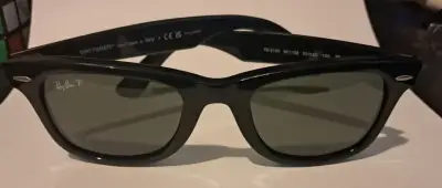 Lentes de sol Ray-Ban Wayfarer polarizadas - miniatura 2