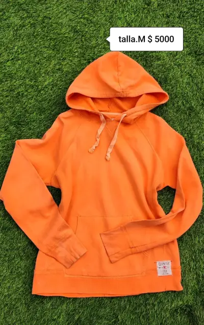 Polerón naranja con capucha talla M - miniatura 1