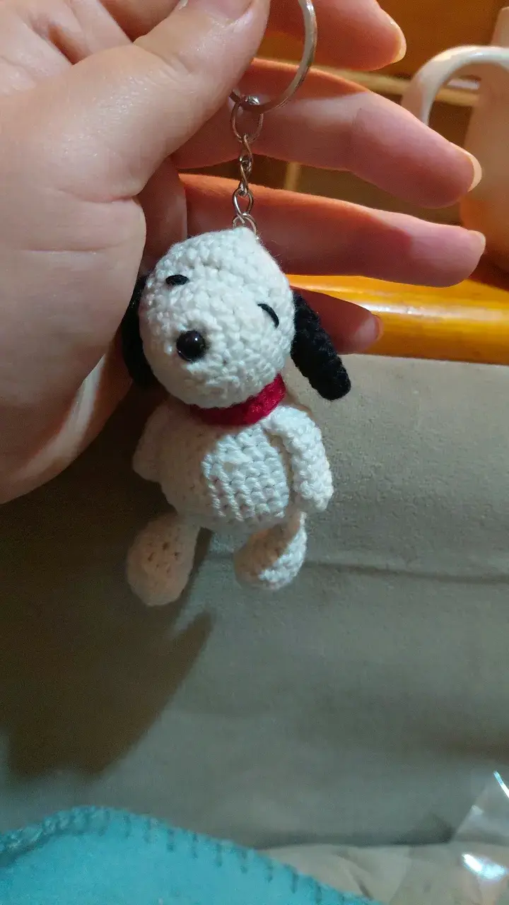 Llavero tejido de snoopy