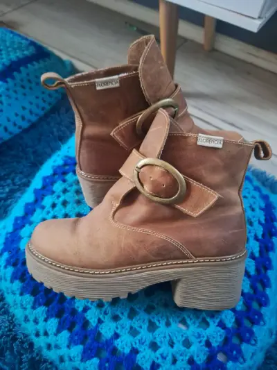 Botines de cuero marrón con hebilla Florencia - miniatura 2