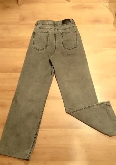 Jeans grises de mezclilla - miniatura 2
