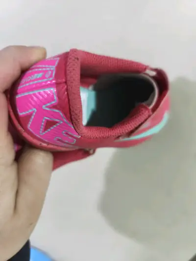 Zapatos de futbol niño - miniatura 1