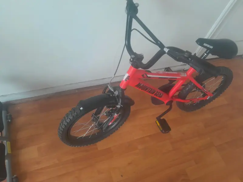 Bicicleta infantil Mountain Gear roja - 2