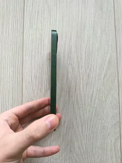 iPhone 13 - miniatura 4