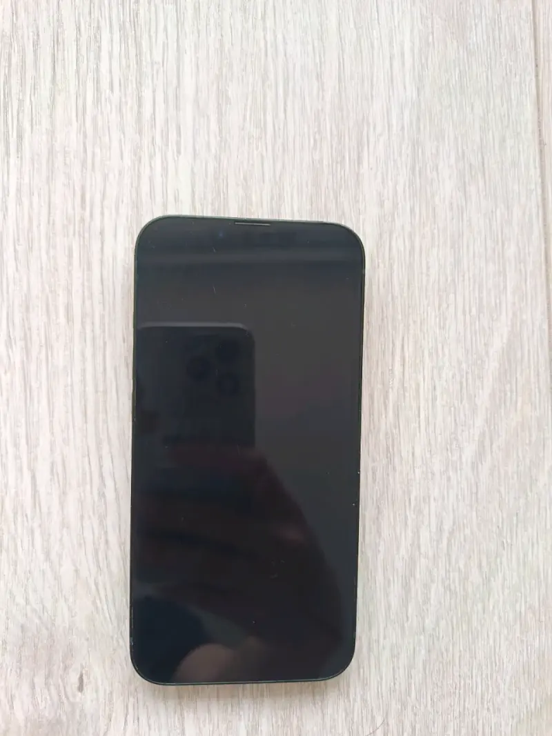 iPhone 13 - 5