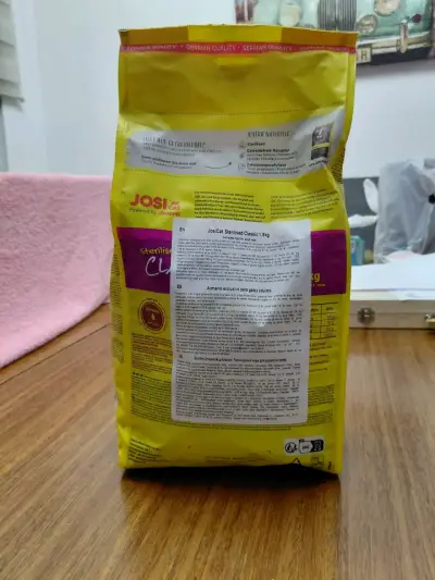 Alimento gatos JosiCat Sterilised Classic 1.9 - miniatura 3