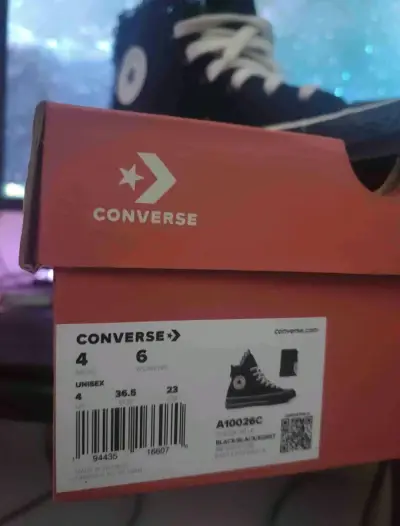 Zapatillas Negras Converse Chuck Originales - miniatura 3
