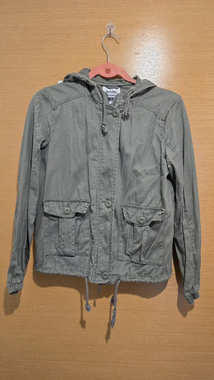 Chaqueta verde con capucha Sybilla - 1