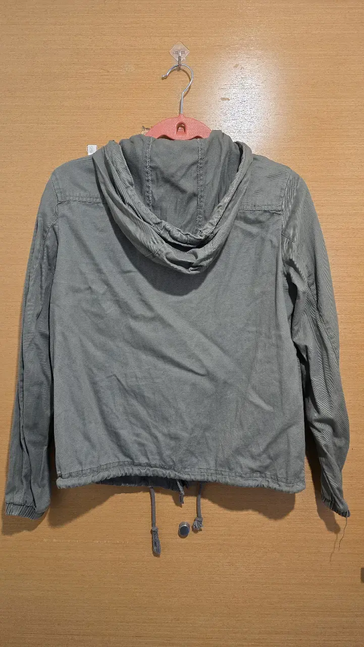 Chaqueta verde con capucha Sybilla - 2