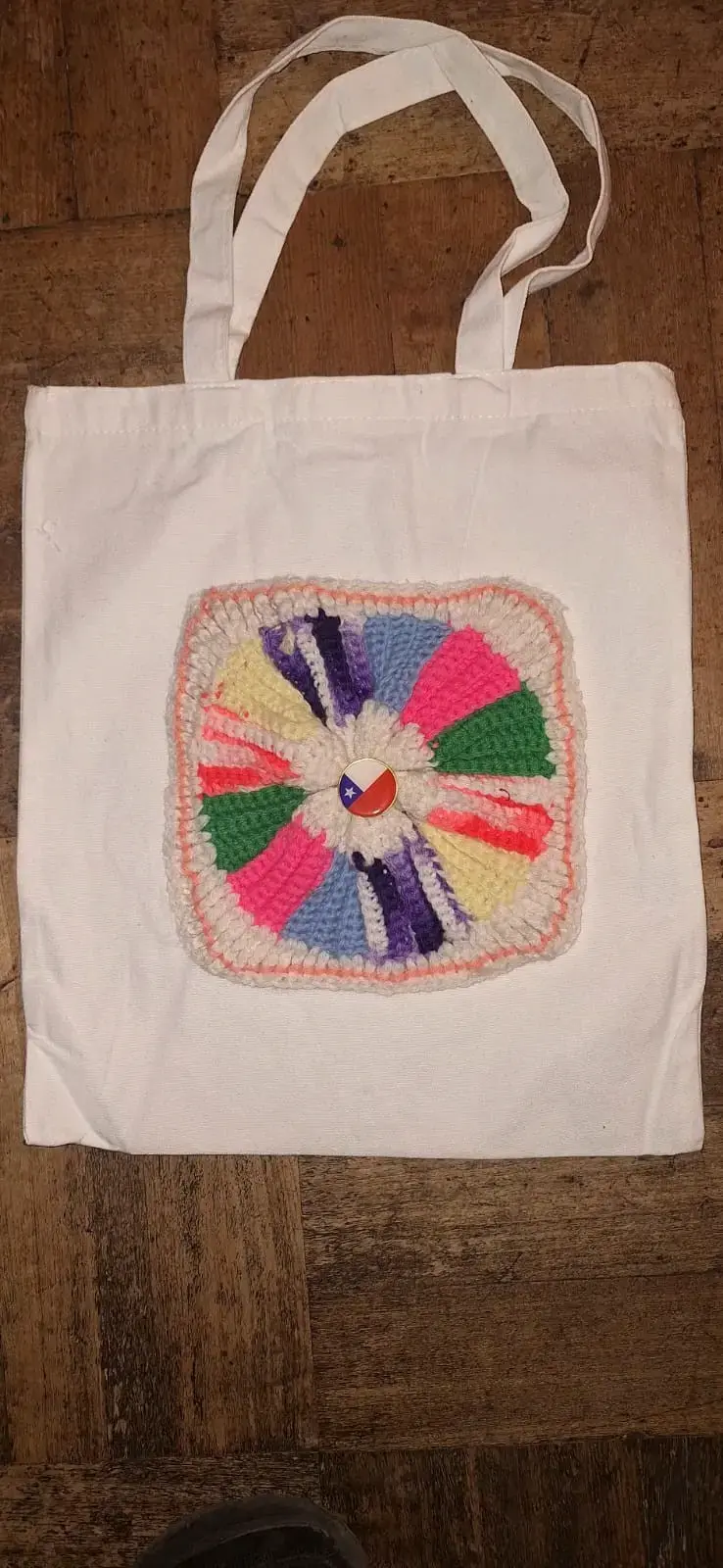 Bolsa de tela con diseño tejido artesanal - 2