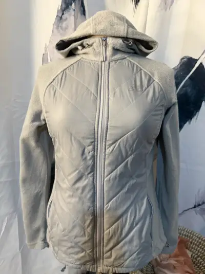 Chaqueta deportiva gris con capucha - miniatura 1