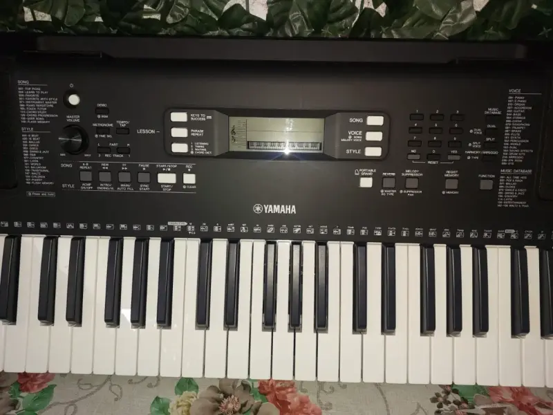 Teclado Yamaha PSR-E363 con funciones avanzadas - 1