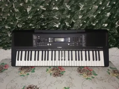 Teclado Yamaha PSR-E363 con funciones avanzadas - miniatura 2