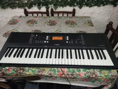Teclado Yamaha PSR-E363 con funciones avanzadas - miniatura 3