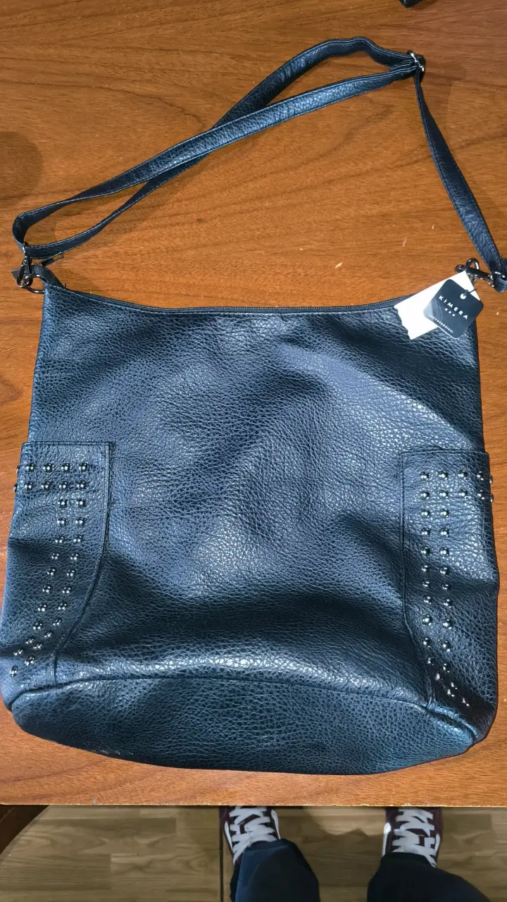 Cartera negra de cuero con tachas Kimera - 1