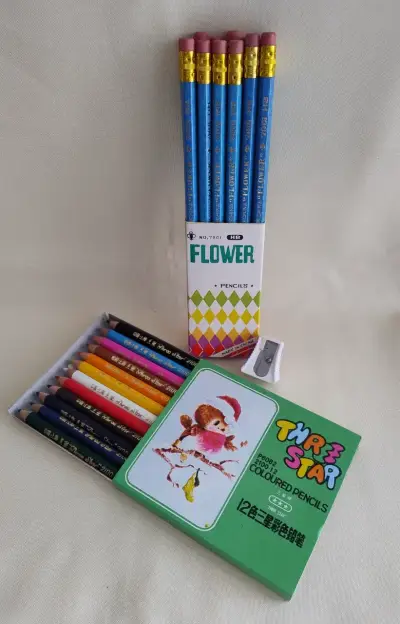 Set de lápices Flower y Three Star Vintage - miniatura 1