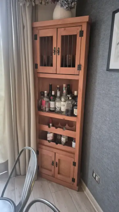 Mueble Bar Esquinero de Madera - miniatura 1