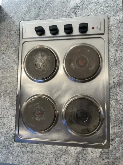 Cocina eléctrica de 4 quemadores - miniatura 2