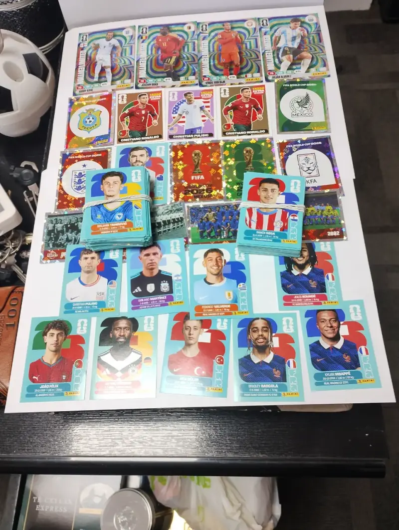 Colección de láminas de fútbol FIFA 2026 - 1