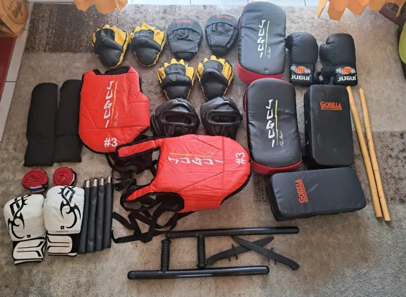 Equipo completo de entrenamiento de artes marciales