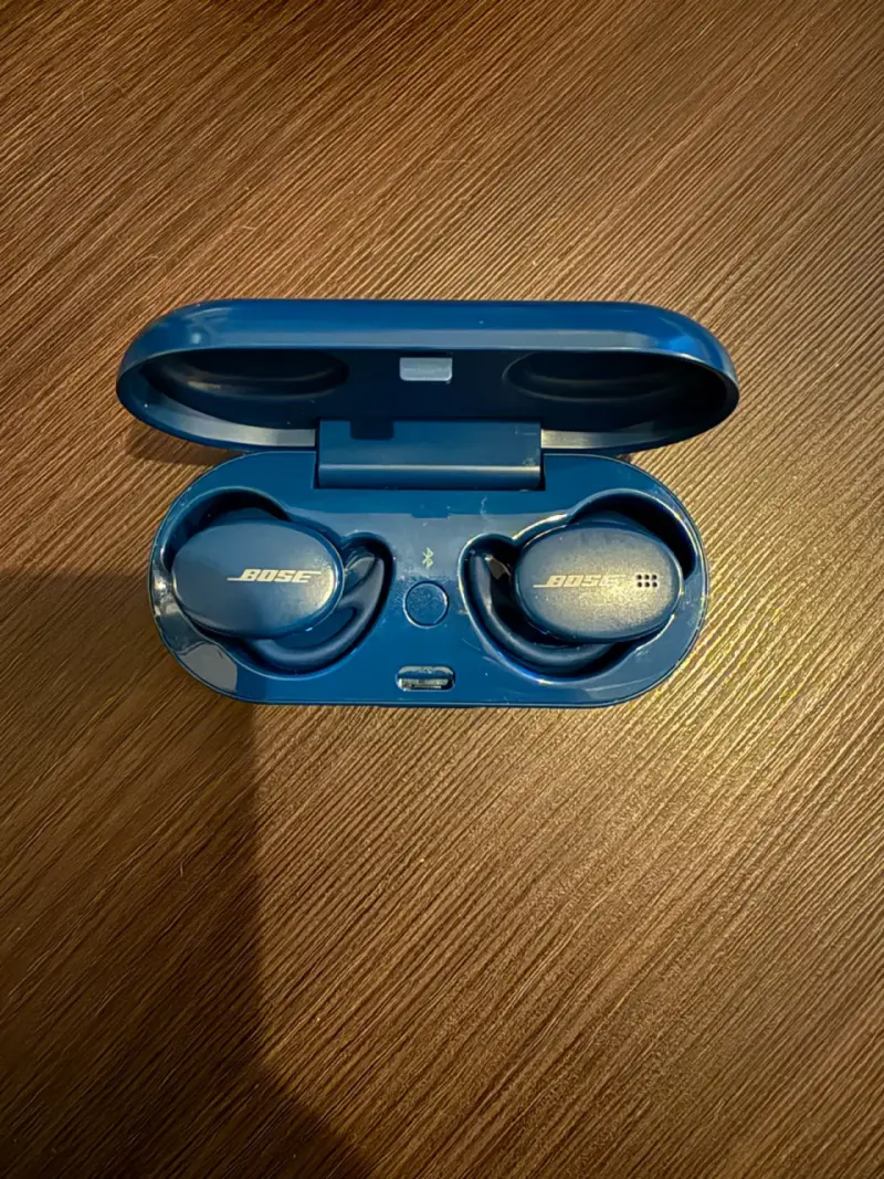 Bose sport Earbuds - 3