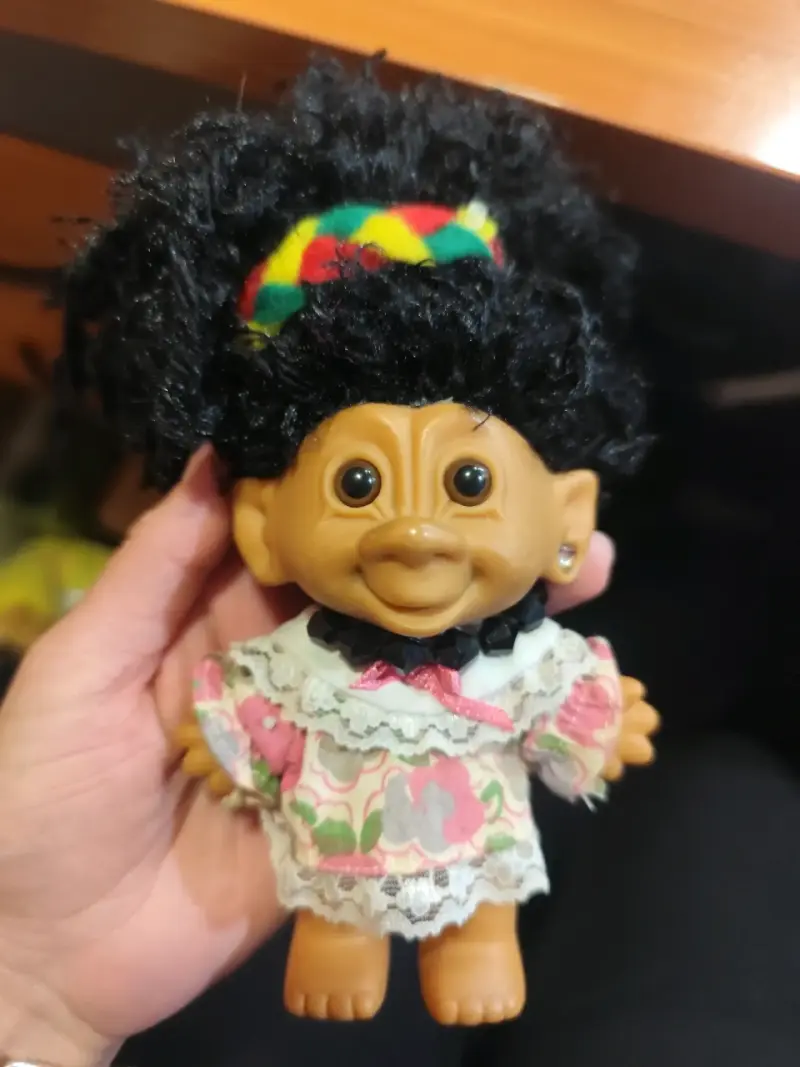 Muñeco troll vintage con vestido azul - 6