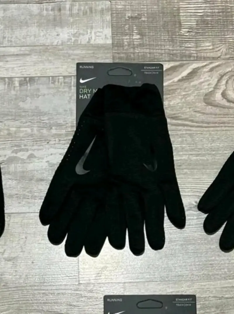 Guantes deportivos Nike negros para running - 1
