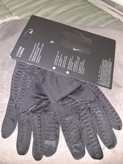 Guantes deportivos Nike negros para running - miniatura 4