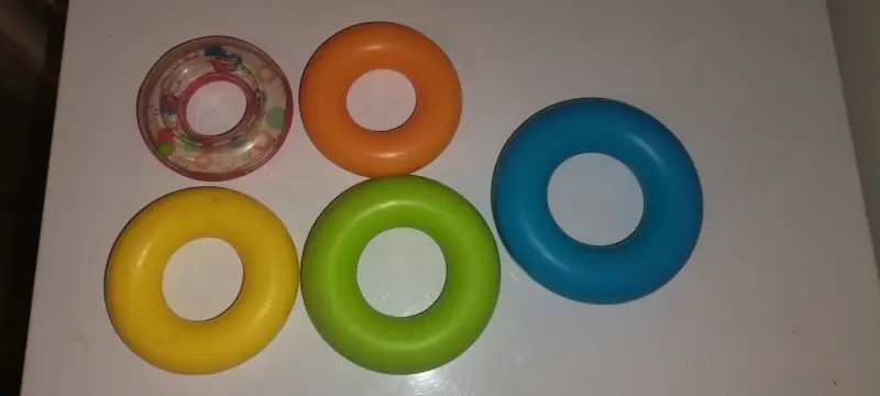 Torre de aros Fisher-Price colores vibrantes - 2