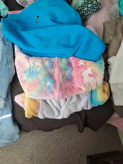 Ropa como para vender en ferias - miniatura 1