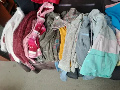 Ropa como para vender en ferias - miniatura 4