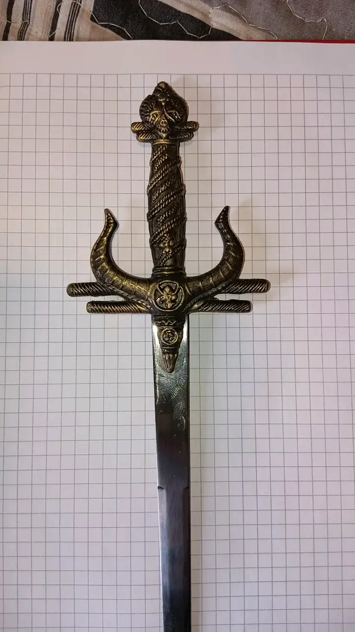 Espada decorativa de colección antigua - 1
