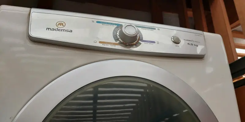 Secadora Mademsa Turbo Sec 4 kg - 2
